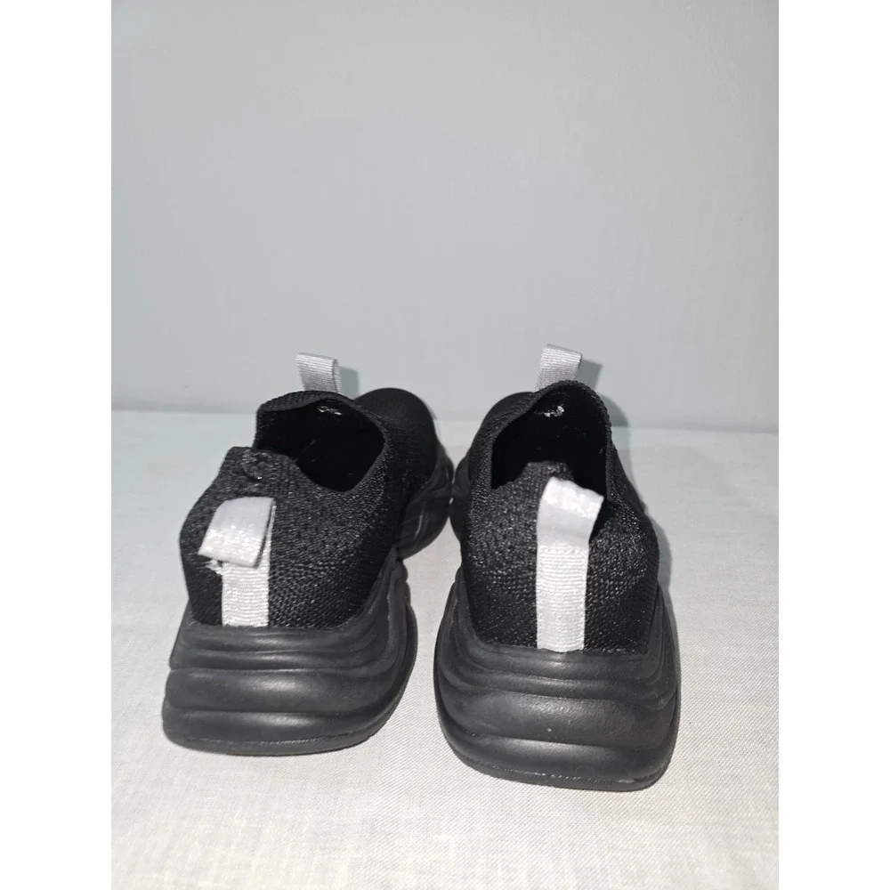 Gaiam Women's Black Slip On Jogger Silver Pull Tab Sneakers Shoes 6 M